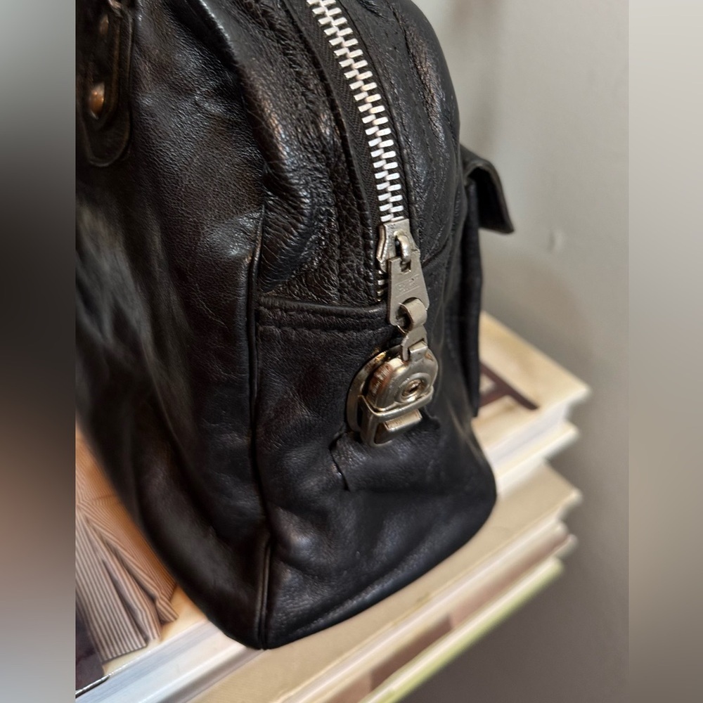 Black Leather Women’s Bag - Picture 5 of 16